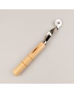 Tracing wheel with wooden handle 19 cm