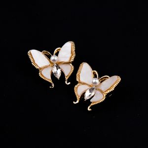 Brooch / Small Butterfly / White