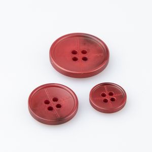 Light round 4 hole button / Different sizes / Wine