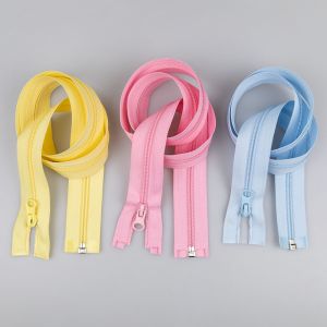 5 mm open-ended zipper with one slider 80 cm / Different shades