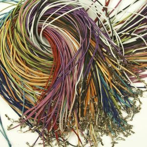 Leather ribbons with clasp / Different shades
