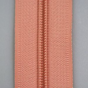 5 mm open-ended zipper with one slider 45 cm / Dusky pink 154