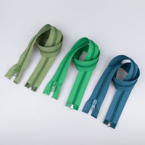 5 mm open-ended zipper with one slider 55 cm / Different shades
