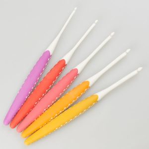 Ergonomic crochet hook PRYM / Different sizes