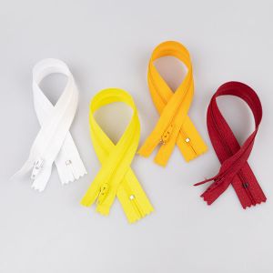 3 mm zip 25 cm / Different tones
