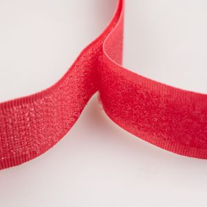 Velcro tape 20 mm / Fuchsia 145