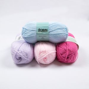 Yarn Robin Bonny Babe DK 100g / Different shades