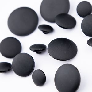Round satin-look button / Different sizes / Black