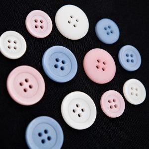 Simple button / 2 sizes / Different shades