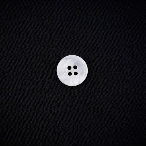 Simple button 15 mm / White