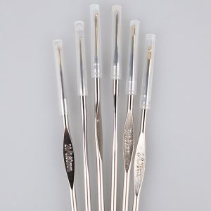 Crochet hook 12 cm Steel / Cose / Different sizes