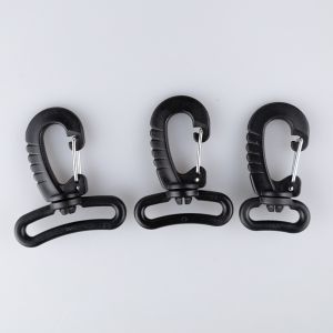 Plastic Carabiner / Different sizes