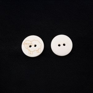 Button Sheep 15 mm / White