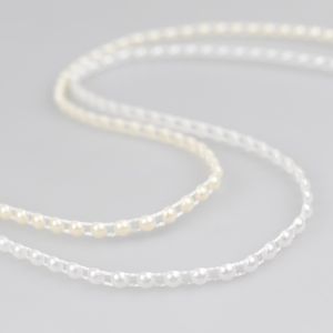 Pearl string 4 mm / Different shades