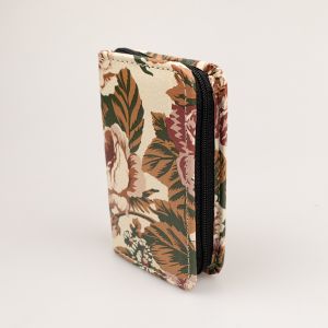 Sewing kit accessories