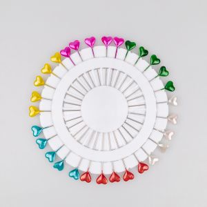 Head Pins Disc / Heart