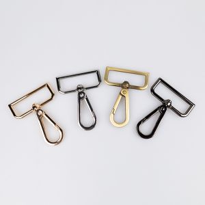 Carabiner 38 mm / Different shades