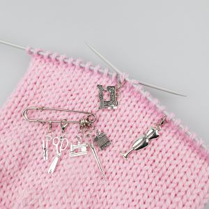 Abakhan Metal Stitch Markers 7 Pack