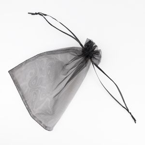 Organza bag / 14.5 x 19.5 cm / Black