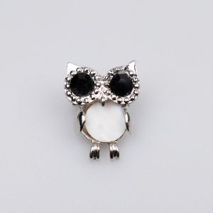 Brooch / Big-blackeyes owl / silver& white stone