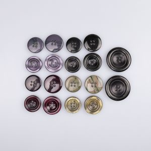 Simple button with border / Different sizes / Different shades