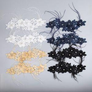 Sew-on applique with pearls and feathers / Different shades