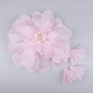 Accessory / Flower with pearls and rhinestones / pink