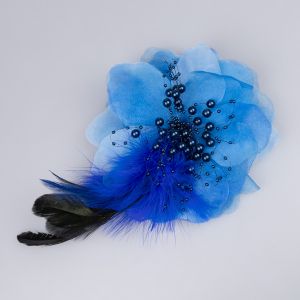 Accessory / Flower with pearls / blue
