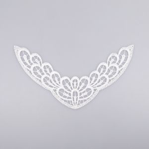 Lace motif D14 / 20x5 cm / White