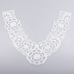 Lace motif D16 / 36x9 cm / White