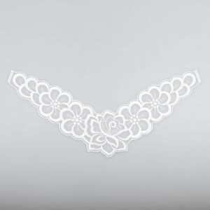 Lace motif D26 / 30x7 cm / White