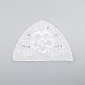 Lace motif small D38 / 11 x7.5 cm / White