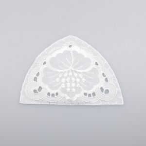 Lace motif small D40 / 10.5x7.5 cm / White