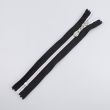 5 mm zipper with one slider Black and silver / 16 cm closed-ended