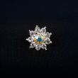 Brooch Little flower with rhinestones / White