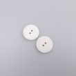 Button with embossed pattern 20 mm / White