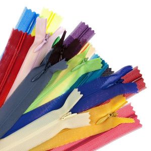 Apakšā slēgts neredzamais rāvējslēdzējs 22 cm / Dažādi toņi