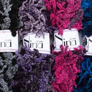 Dzija Wendy Nina Scarf Yarn 100 g / Dažādi toņi