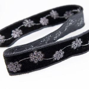 Samta lente ar fliteriem 30 mm / Melns