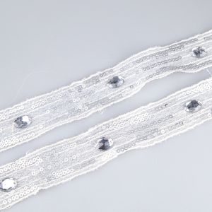 Lente ar fliteriem un akmentiņiem 30 mm / Balts - sudraba
