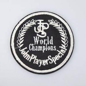 Piegludināmais motīvs / World Champions