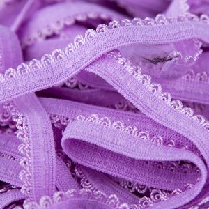 Krūštura lencītes gumija ar cilni malā 10 mm / 302 Gaiši violets