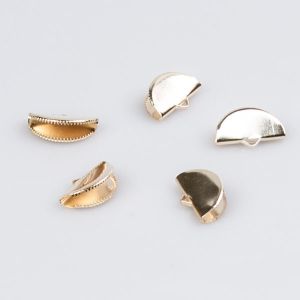 lentei uzgalis / Zelta / 15 x 8 mm