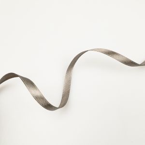 Vienpusējs atlasa lente 6 mm / Pelēks 3180