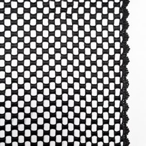 Mežģīne Tucano / Melns