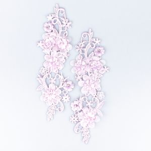 Izšūjams motīvs ar pērlēm / Gaiši violets