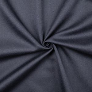 Uzvalkaudums / Melns