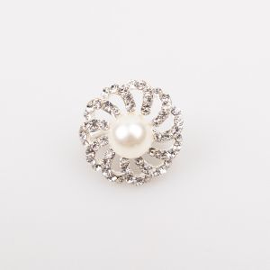 Broša / Ar pērlēm un rhinestones / Sudraba
