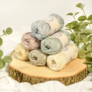 Dzija Abakhan Silky Spun DK 50 g / Dažādi toņi