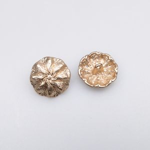 Metāla poga ar kājiņu Zieds 18 mm / Zelta